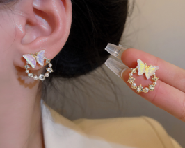 New small fresh circle butterfly earrings design sense white pearl tea g... - £15.50 GBP