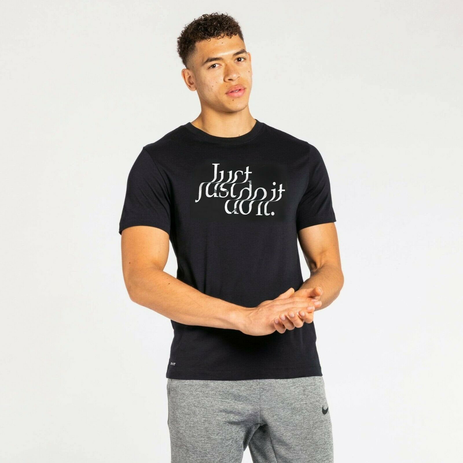 Nike Dri-Fit. Men&#39;s &quot;Just do it&quot; Running T-Shirt. Black. Size: M - $49.49