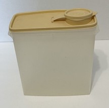 Cereal Keeper Tupperware #469 Storage Container 13 Cup Almond Lid Made in USA - £17.04 GBP