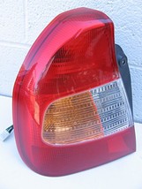 Genuine Hyundai Parts 92401-25000 Driver Side Taillight Assembly - £52.93 GBP