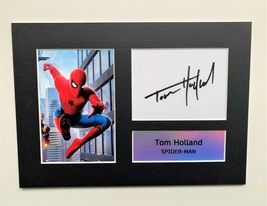 Tom Holland as Spider-Man - A4 Autographed Display - £17.67 GBP
