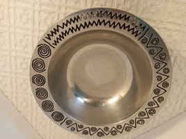 VTG Reggae Wilton Armetale 12.5” Round Serving Bowl Handcrafted Lancaste... - $23.33