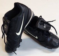 Mens Boys 8.5 Nike Baseball Shoes Cleats 8 1/2 Black Good Clean Condition - £17.27 GBP