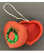 Vintage Silvestri Heart Christmas Wreath Ornament Small Trinket Gift Rin... - $381.73 MXN