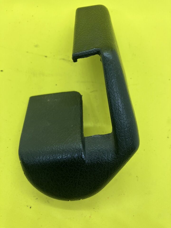 1988 OEM Honda CRX Seat Rail Bolt Cover 81193-Sh2Z-A300 - $19.79