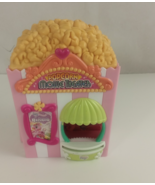 Hasbro Ponyville 2007 My Little Pony Popcorn Movie Theater Foldout 7&quot; Pl... - $10.94 CAD