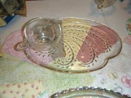 HOMESTEAD BY FEDERALGLASS PLATE AND CUP  PATTERN # FEGHOM SET OF 4 - $18.00