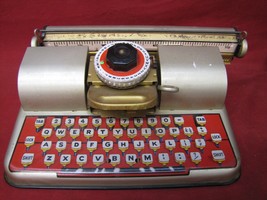 Vintage Berwin Gold Typewriter Tin Toy 1940 1950 - £22.95 GBP