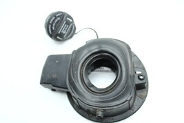 2006-2009 VOLKSWAGEN GOLF RABBIT FUEL FILLER DOOR ASSEMBLY WITH GAS CAP H1699 image 10