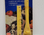 Vintage Plastic Lustro Ware Borden Measuring Spoon Set w/ Hanging Rack N... - $17.36
