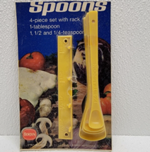 Vintage Plastic Lustro Ware Borden Measuring Spoon Set w/ Hanging Rack New NOS - £13.59 GBP