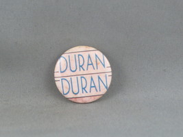 Vintage Band Pin - Duran Duran Word Logo - Celluloid Pin  - £14.92 GBP