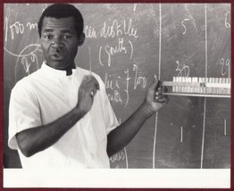 Press Photo Yaounde Health Sciences Centre Professor Cameroon WHO - £13.55 GBP