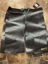 Nike Vapor Mens 11.5” Unlined Board/Swim Shorts!!(30) - $24.70