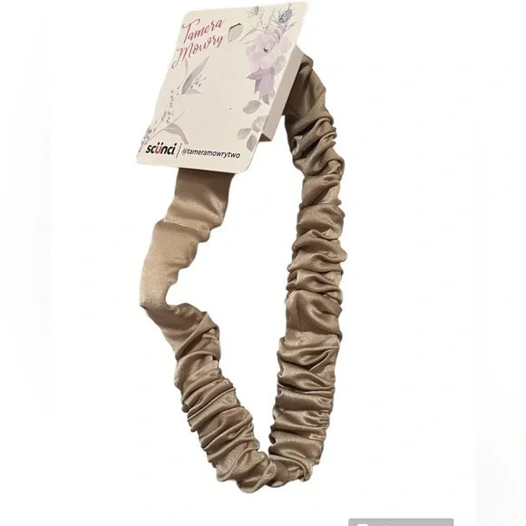 Scunci Stretch Headwrap Beige Satin Tamera Mowry New - $10.99