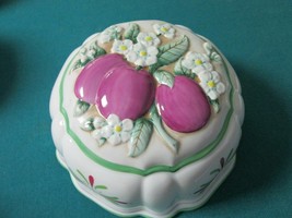 Compatible with Franklin Mint Cordon Bleu Porcelain molds Round Pattern 3 1/2 X  - £48.10 GBP