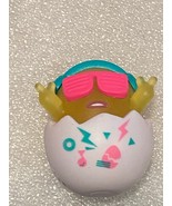 GUDETAMA The Lazy Egg Mini Figure - Sanrio Just Play *Pre-Owned/No Packa... - $190.18 MXN