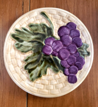 Vintage Pfaltzgraff 8” TRIVET Jamberry Purple Grapes Leaf &amp; Basket Pattern - $11.87
