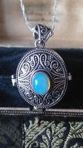Vintage 1990-s 925 Silver Large Moonstone Locket Pendant on 18 inch Mode... - $1,488.84 MXN