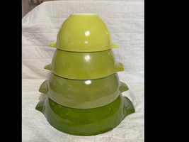Pyrex Vintage Verde Cinderella Nesting Mixing Bowl Set of 4 - £93.72 GBP