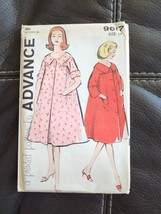 Vintage Advance 9617 Sewing Pattern Misses And Women&#39;s Robe Size 14 UC - £22.91 GBP