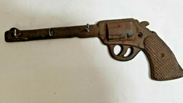 Cast Iron Metal Gun Pistol Hook Outdoor/Indoor Wall Hanging Decor 9&quot; Wide - £19.94 GBP