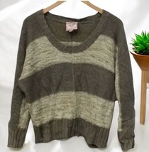 Romeo and Juliet Couture gray white striped sweater Women’s Size M Medium - $23.50