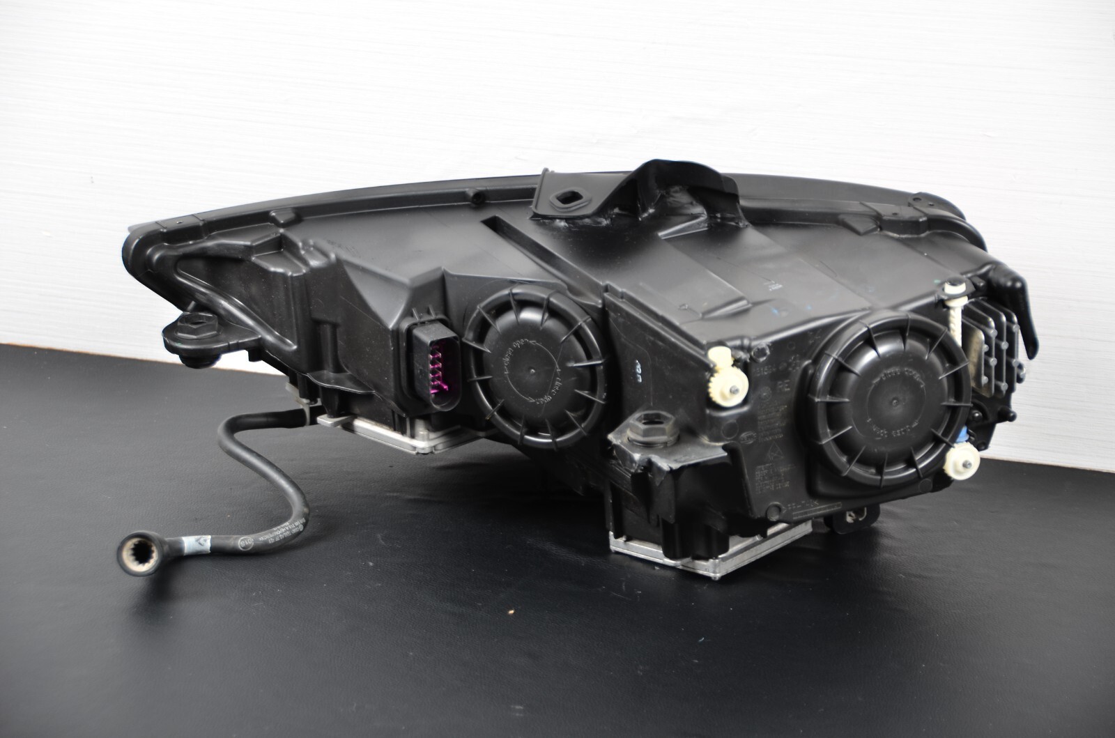 Nice! 2014 2015 2016 Audi A3 S3 Headlight Xenon HID Right Passenger Side OEM Item image 6