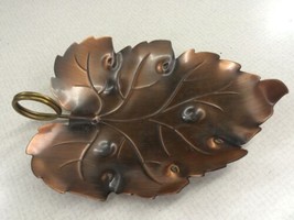 Mid Century Vintage Coppercraft Guild Small Copper Leaf Nut Candy Trinket Dish - £11.98 GBP