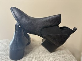 Donald Pilsner Darla Glitter Bootie Size 8.5 Womens - $40.00