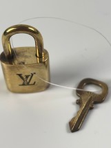 LOUIS VUITTON Lock &amp; Key #319 - £37.21 GBP