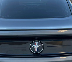 2015-23 Mustang OEM Ford Rear Deck Lid Panel w/ Camera Tri-Color Bar Pon... - $4,561.96 MXN