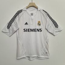 Real Madrid 2005/2006 Home Retro Jersey Zidane #5 – Classic Soccer Shirt... - $45.00