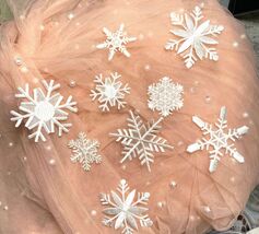 10/ 30pcs - Assorted Cream White Mix Christmas Winter Snowflake Embroide... - $10.00
