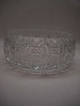 CRYSTAL Serving BOWL Unmarked VARIOUS Star LINE Patterns REPEATED Scallo... - £35.60 GBP