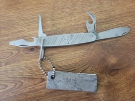 Vintage 1976 Camillus US Military Folding Pocket Knife With Sparking Ins... - $55.17