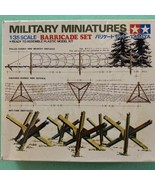 Military Minitures Barricade Set  NIB Unsealed Plastic Model Kit Miniatures - $279.97 MXN