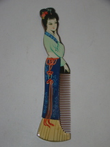 Japanese Geisha - Wooden Comb - £11.79 GBP