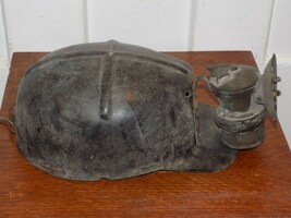 Vintage Miners Hard Shell Hat with AutoLite Lamp - €256,32 EUR