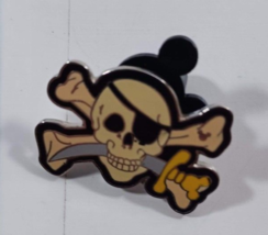 DLR 2007 Hidden Mickey Lanyard Pirate Collection Skull &amp; Crossbones Pin ... - $14.85