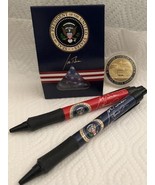 WHITE HOUSE COIN CHALLENGE + 2 BIDEN PEN RED BLUE SIGNED + CANDY JOE DEM... - $451.04 MXN