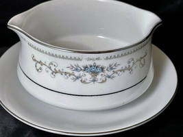 WADE Fine Porcelain China DIANE Floral Gravy Boat w Tray 1 PC - £22.25 GBP