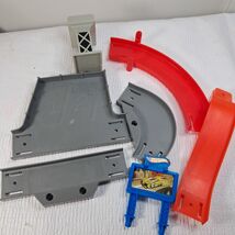 Hot Wheels City Speed Junction Highway blue sign red curve track PARTS V... - $18.00