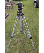 21OO87 MANFROTTO 3063 TRIPOD, GENERALLY GOOD CONDITION, FLUID HEAD MOTIO... - £110.26 GBP
