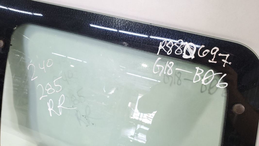 1999 2014 Ford E350 OEM Right Back Glass  Item image 3