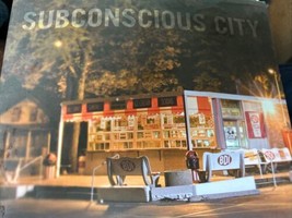 Subconscient City Par Dempsey Winnipeg Art Gallery 2008 - $16.09