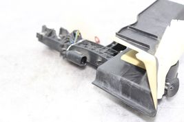 10-16 MERCEDES-BENZ E350 Front Left Door Handle Bracket F522 image 4