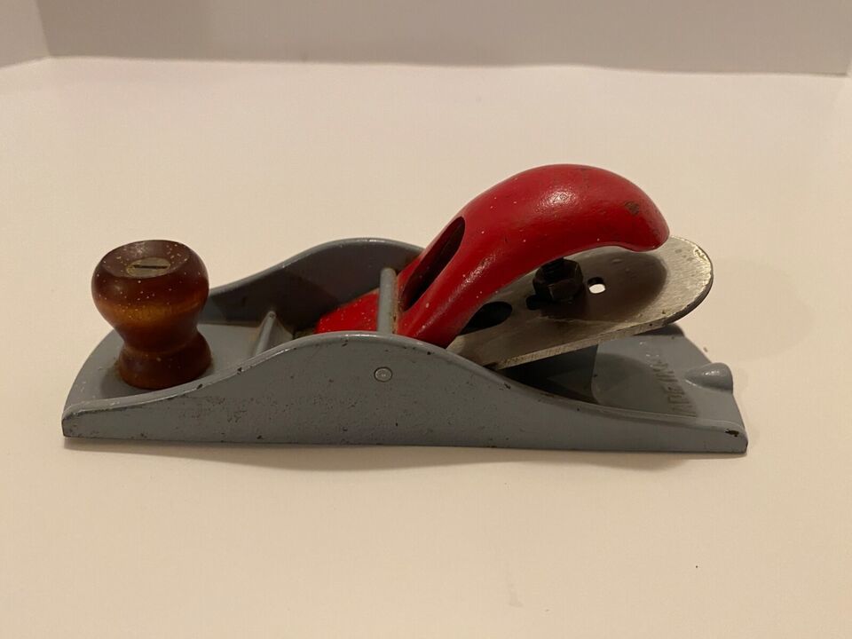 Vintage Small Metal Wood Working Hand Plane Made In U.S.A. 7&quot; x 2&quot;. - $10.00