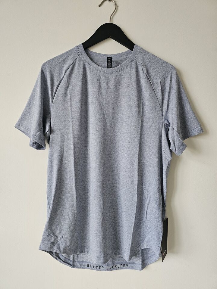 Primary image for NWT LULULEMON HTRC Light Blue Drysense Short Sleeve Top Shirt Men's XL