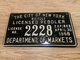 Vintage 1968 New York City Push Cart Licensed Peddler License Plate Black - £217.76 GBP